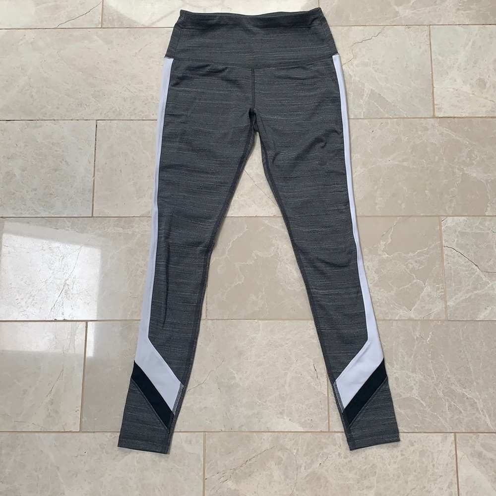 reebok; extra-small gray leggings NWOT